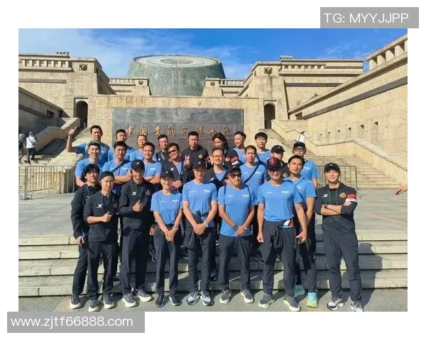 香港足球明星队宝鸡赛季名单揭晓球员阵容及亮点分析 香港足球明星队宝鸡赛季名单揭晓球员阵容及亮点分析