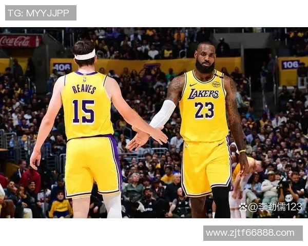 今日湖人对阵鹈鹕精彩直播全程回顾与赛后分析尽在此处 今日湖人对阵鹈鹕精彩直播全程回顾与赛后分析尽在此处